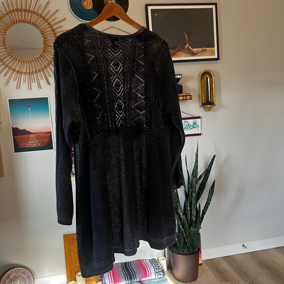TORRID Dark Grey Washed Black Cotton Knit Long Cardigan - Size 4 - Picture 2 of 8